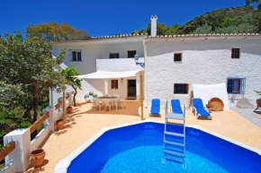 Villa La Zorzalera mit Tauchbecken, Wifi, Klimaanlage, Comares